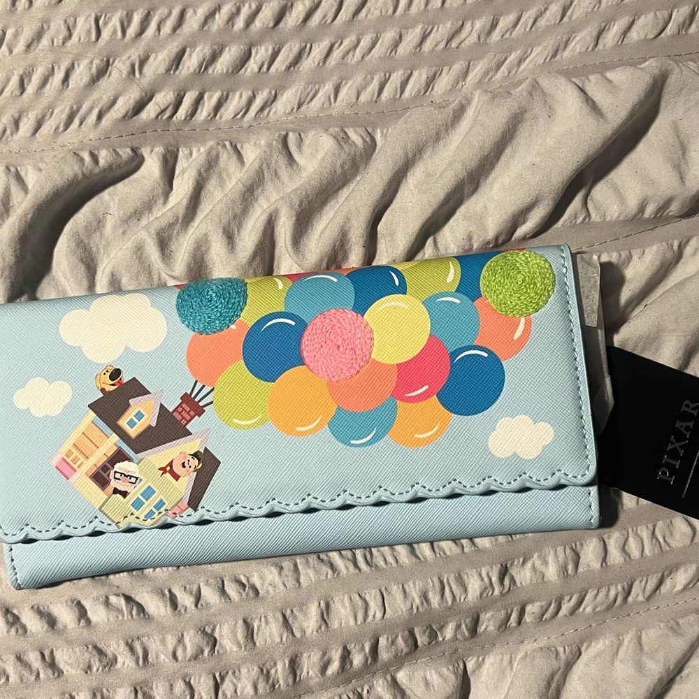 Loungefly Up Balloon House Wallet